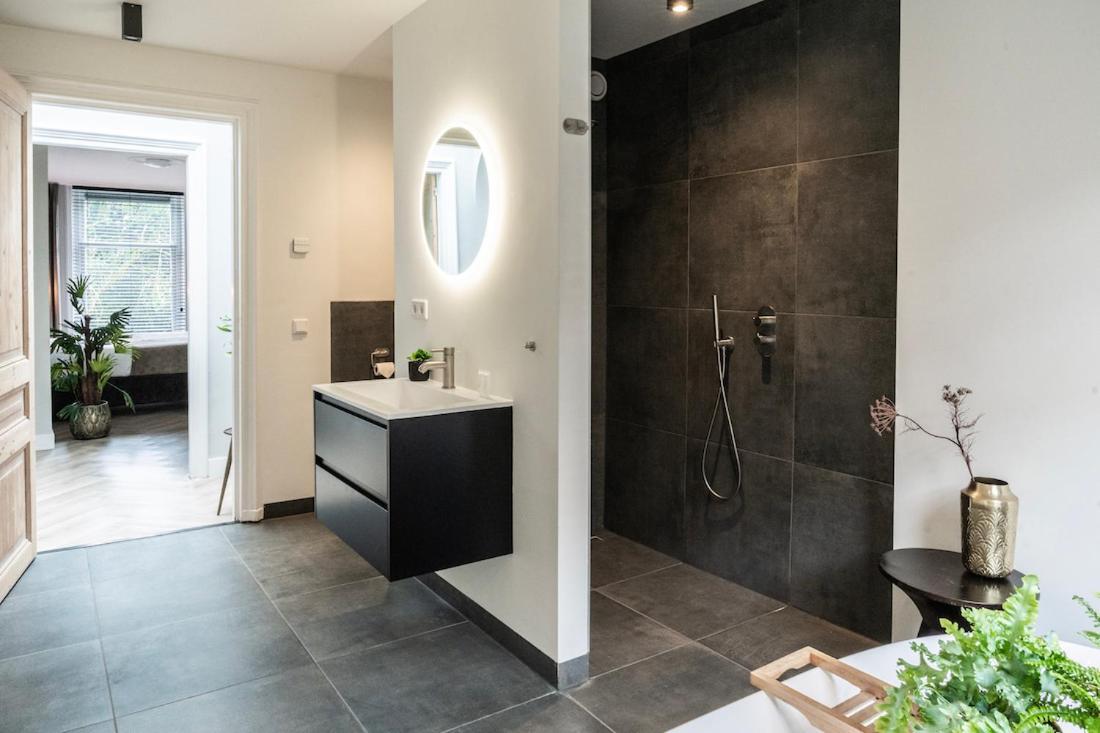 Stadsvilla Tilburg 3 luxe kamers met tuin Anna Paulowna Esterno foto
