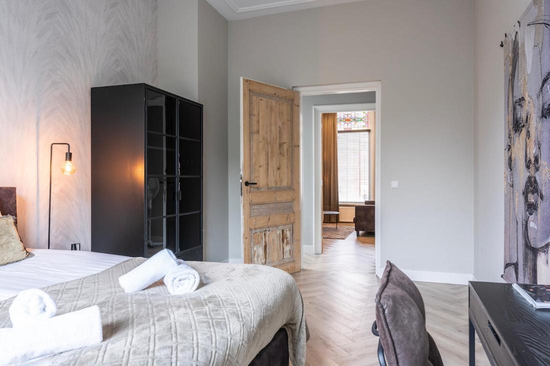 Stadsvilla Tilburg 3 luxe kamers met tuin Anna Paulowna Esterno foto